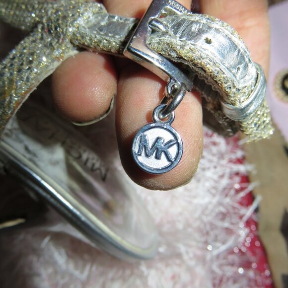 Michael Kors T strap Embellished Leather Sandals Silver Glitter sz 5.5 - Picture 7 of 14